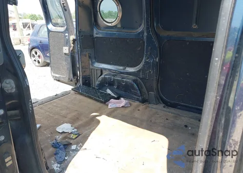 2015 Nissan Nv200 S из США, поврежденный, VIN 3N6CM0KN3FK734902